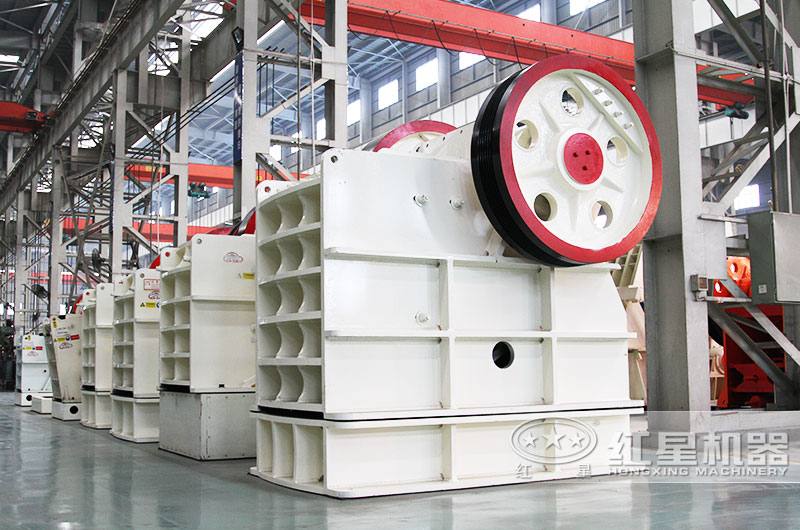57破碎機產(chǎn)量40-110t/h，性價比高，超多客戶都選擇的破碎機