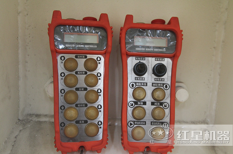 遙控操作行走，大型環(huán)保車載移動磕石機高度智能化 